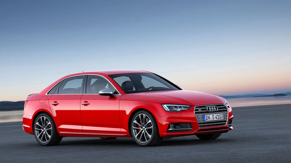 Audi S4, generation photo