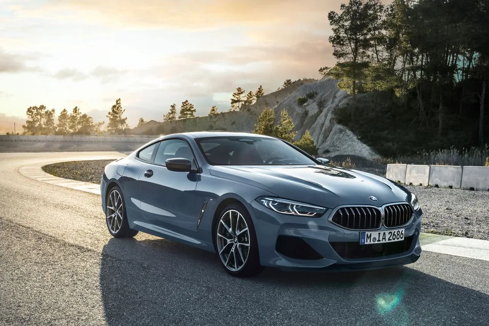 BMW 8 series, generation photo