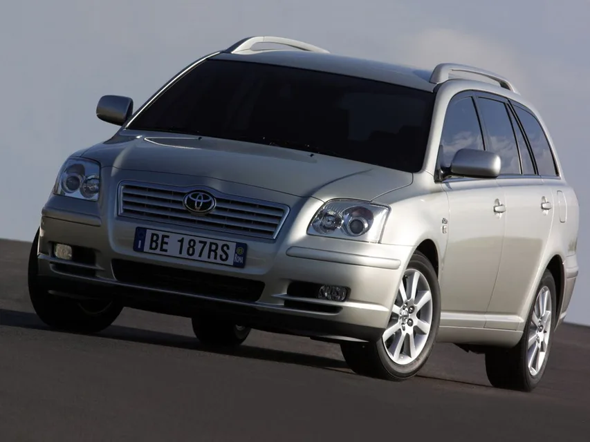 Toyota Avensis, generation photo