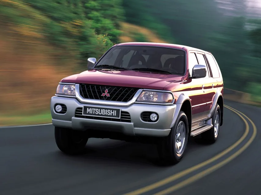 Pajero Sport 1 generation